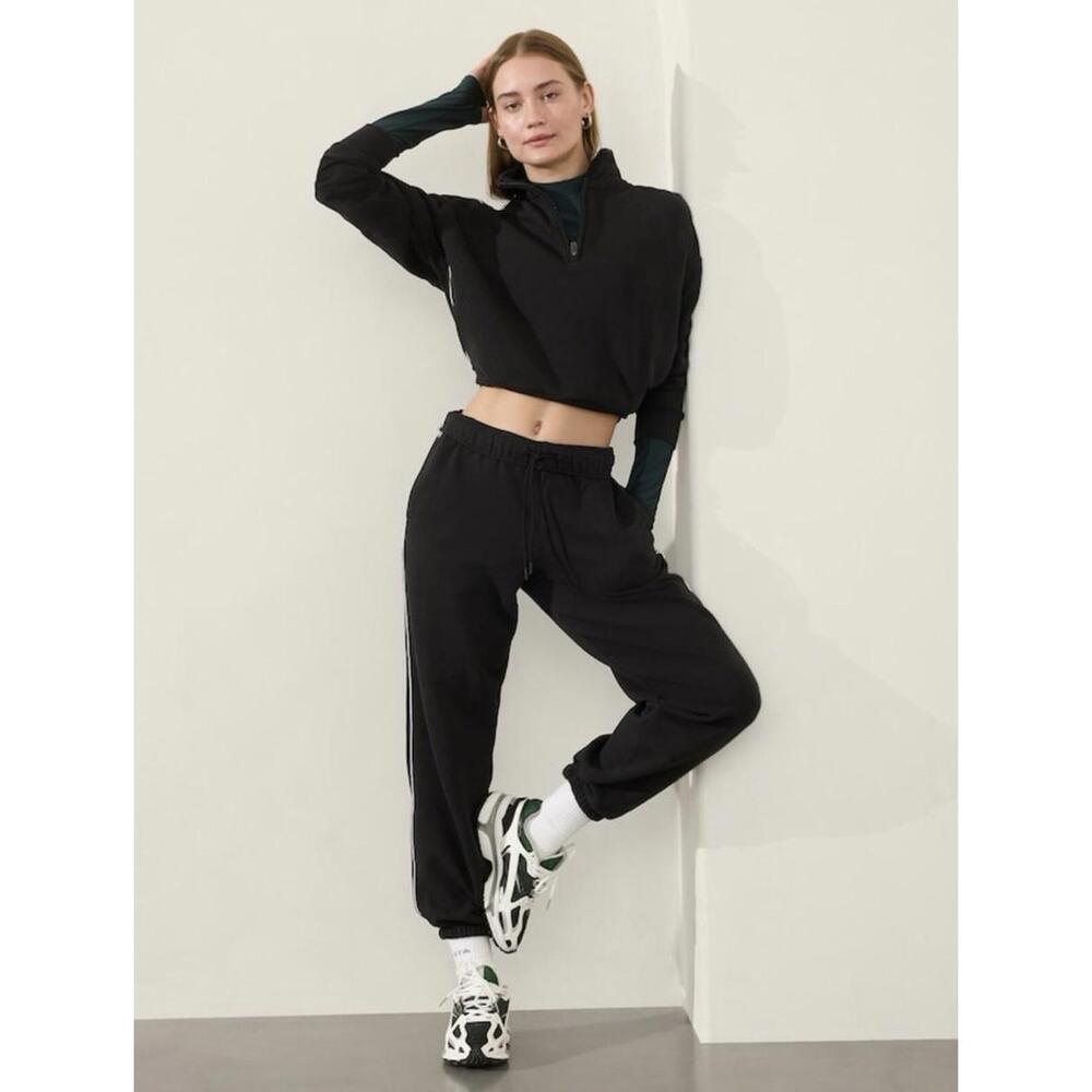 Athleta Women's Size XS Black Forever Fleece High Waisted Piping Jogger Pants